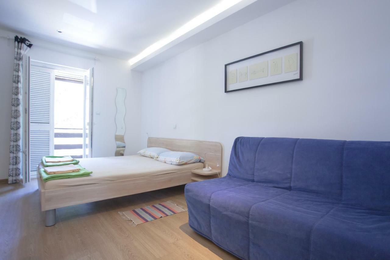 Studio Apartment - Seaview Premantura Bagian luar foto